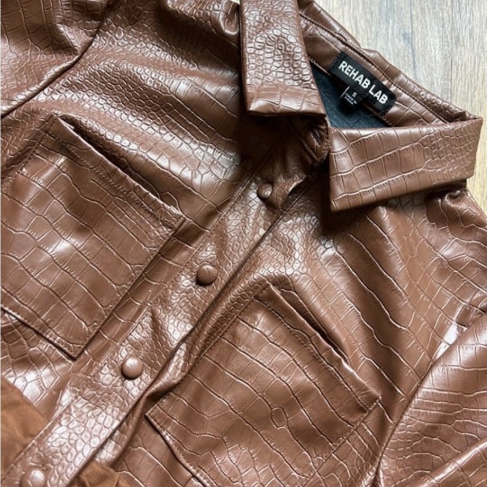 . Brown Textured Long Sleeve Dress - Picture 4 of 5
